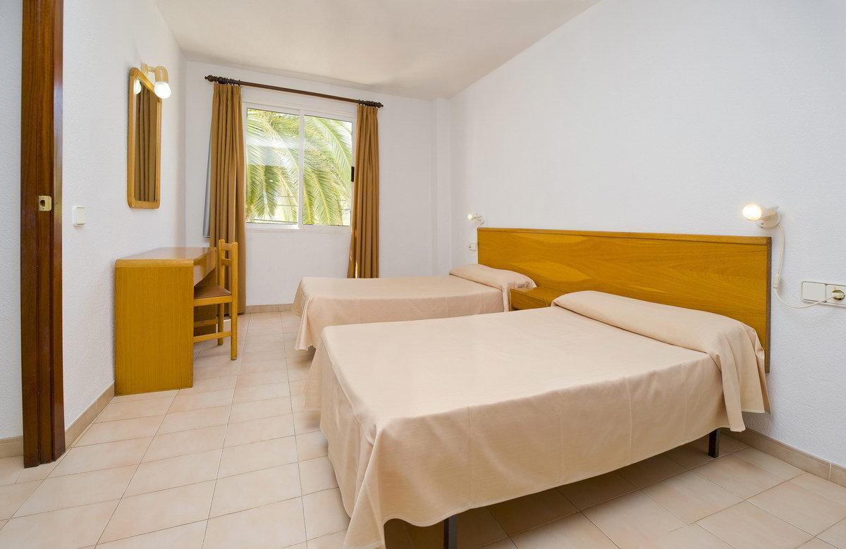 Apartment Playa Cala Llonga (Ibiza)
